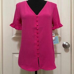 NEW CeCe Button Front V-Neck Ruffle Sleeve Top Pink‎ XS Romantic Feminine Blouse